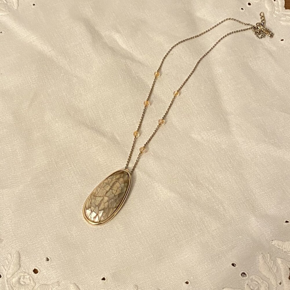 Lauren Conrad Mother Of Pearl Crackle Pendant Necklace Pink Iridescent 16"